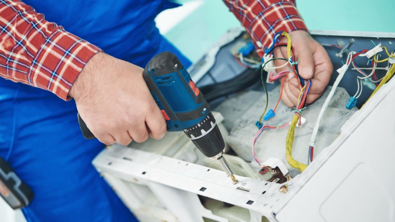 Saruhanlı Ferroli Ferroli çamaşır makinesi kart tamiri – Su almama arızası orijinal parça ile giderildi. - Teknik servis örneği